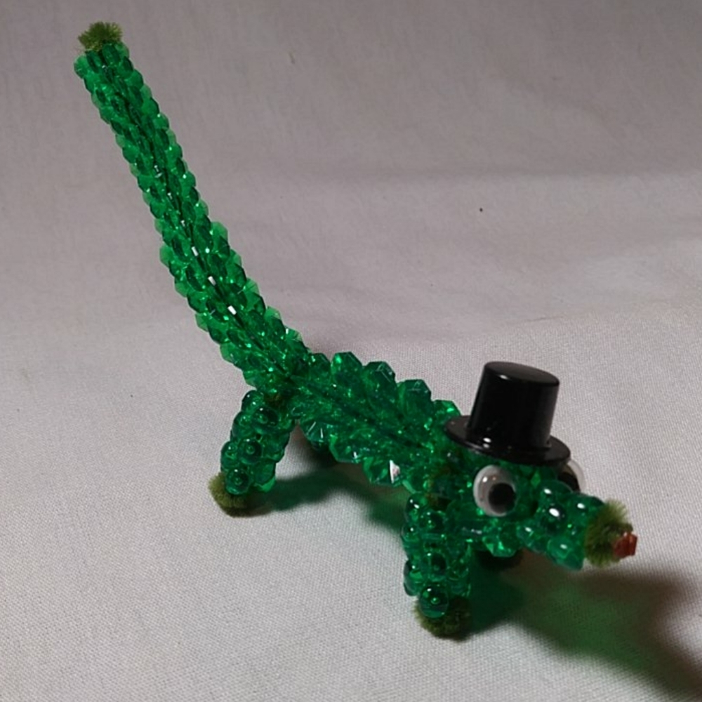 Alligator with Top Hat Mini Beaded Animal